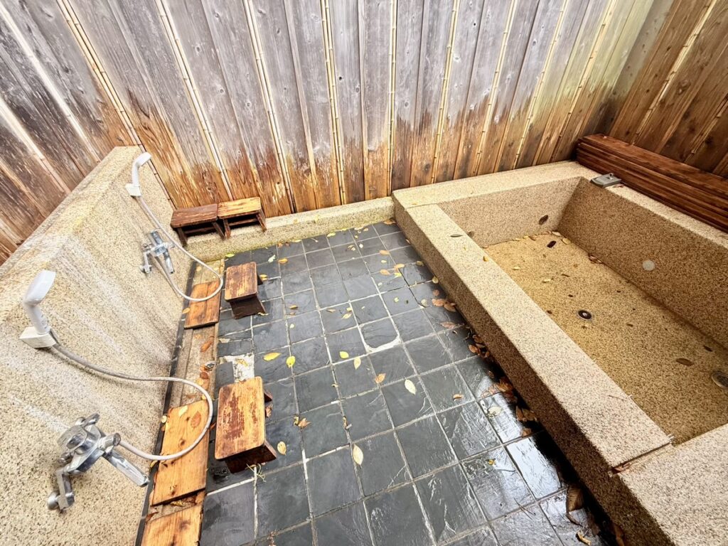 MORIUMIUS(旧桑浜小学校)風呂