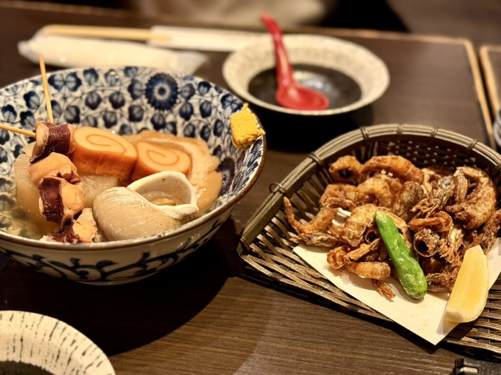 近江町市場・あまつぼ(名物金沢おでん・ガス海老唐揚げ)