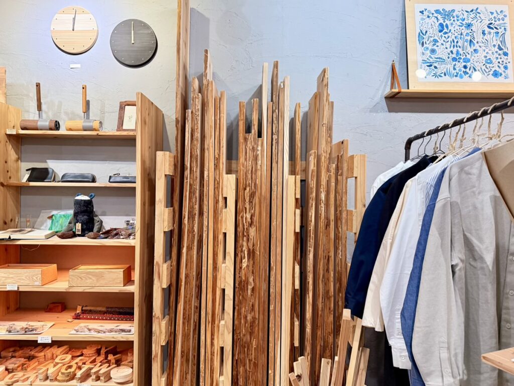 糸島くらし×ここのき 店内