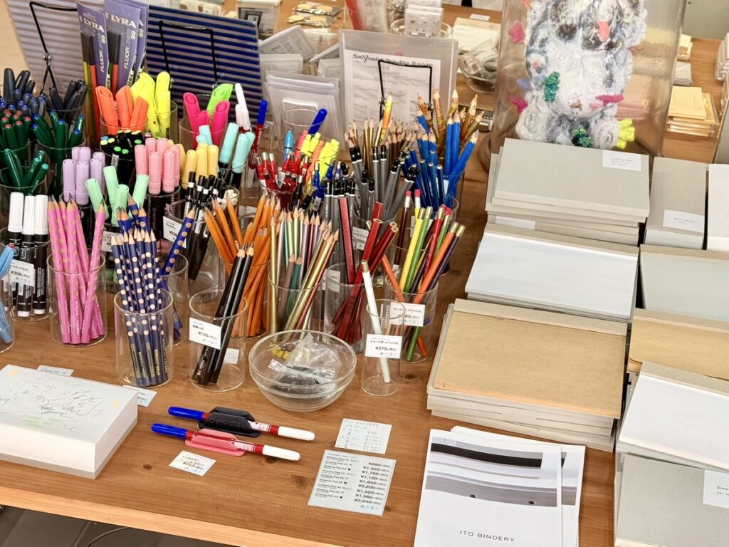 郷土文具のお店 小富士 店内